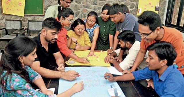 इंडियन सोशल सर्विस में शुरु करें अपना करियर, मिलेंगे देश सेवा के अनेक अवसर